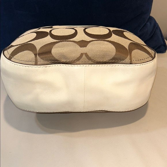 Coach Willis 70th Anniversary Signature Legacy Chalk White Leather Satchel - Picture 11 of 17